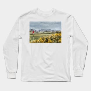 Carnoustie 18th hole and club hotel Long Sleeve T-Shirt